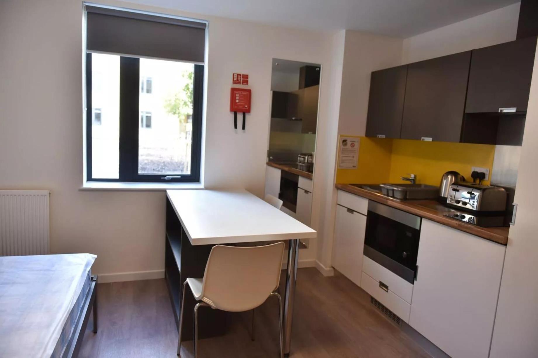 Pittville Student Village In Apartamento Cheltenham